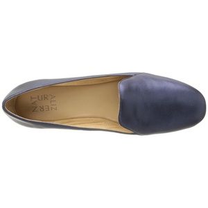 naturalizer navy flats